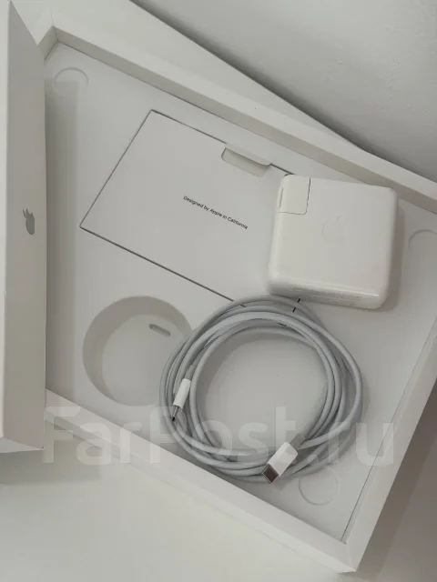 Apple MacBook Pro. 13", ��� 8 �� ����