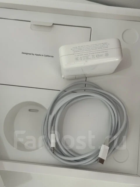 Apple MacBook Pro. 13", ��� 8 �� ����
