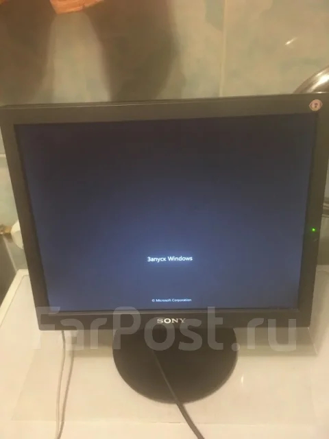 Sony. 15", ���������� �� (LCD, LED, QLED) ����