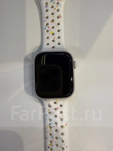 Apple Watch Series 8. GPS ����