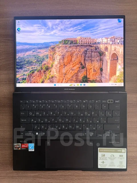 Asus ZenBook 14 OLED. 14", ��� 8 ��, ���� 512���, WiFi: 1, Bluetooth: 1 ����
