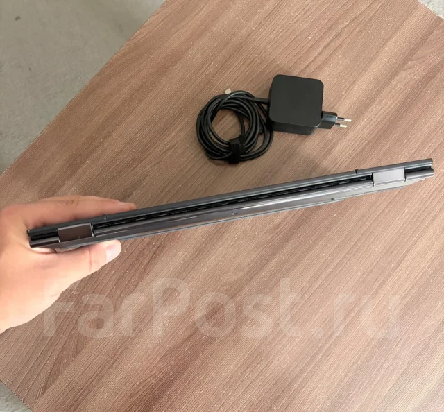 Asus ZenBook 14 OLED. 14", ��� 8 ��, ���� 512���, WiFi: 1, Bluetooth: 1 ����