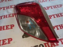 ����-������ Toyota VITZ 52228 NSP130, ������ ����� 52228 ����