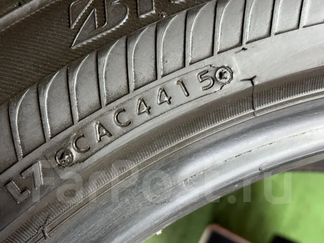 Bridgestone Blizzak RFT. ������, ��� �����, 2015 ���, �/�, ����� 5 % ����