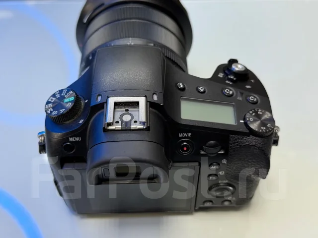 Sony Cyber-shot DSC-RX10 IV ����