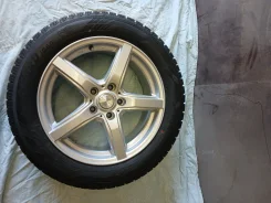 Yokohama Laycea 02. 7.0x17", 5x114.3, ET48, �� 73,1���. ����