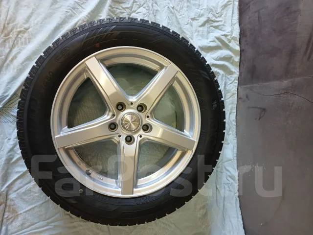 Yokohama Laycea 02. 7.0x17", 5x114.3, ET48, �� 73,1���. ����