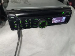 Sony CDX-A250EE ����