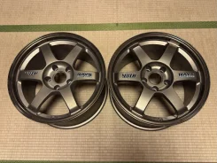 RAYS Volk Racing TE37