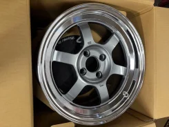 RAYS Volk Racing TE37V