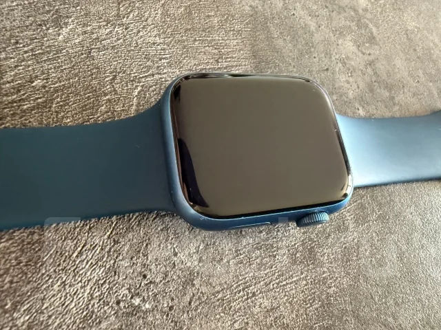 Apple Watch Series 7. GPS, NFC, IP68 ����