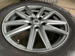 Sein. 7.0x17", 5x114.3, ET38, �� 73,1���. ����