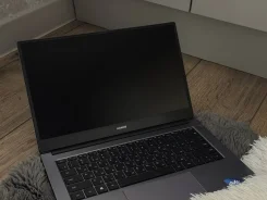 Honor MagicBook 14. 14", 2,1����, ��� 16 ��, ���� 512���, WiFi: 1, Bluetooth: 1, ����������� �� 5��. ����
