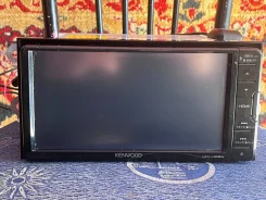 Kenwood MDV-L308W ����