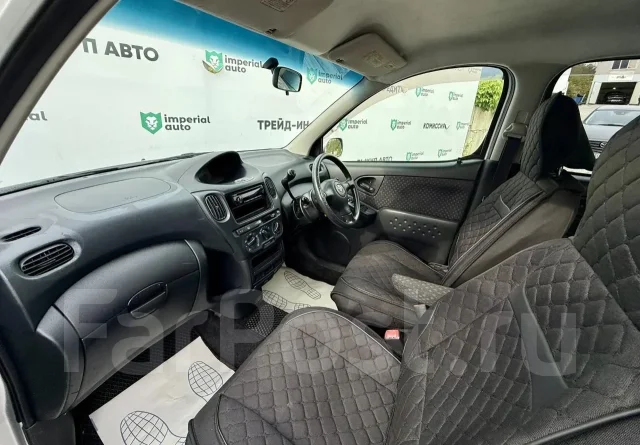 Toyota Funcargo. �������, ��������, 1.3 (87��.�.), ������, 264 000����. �� ����