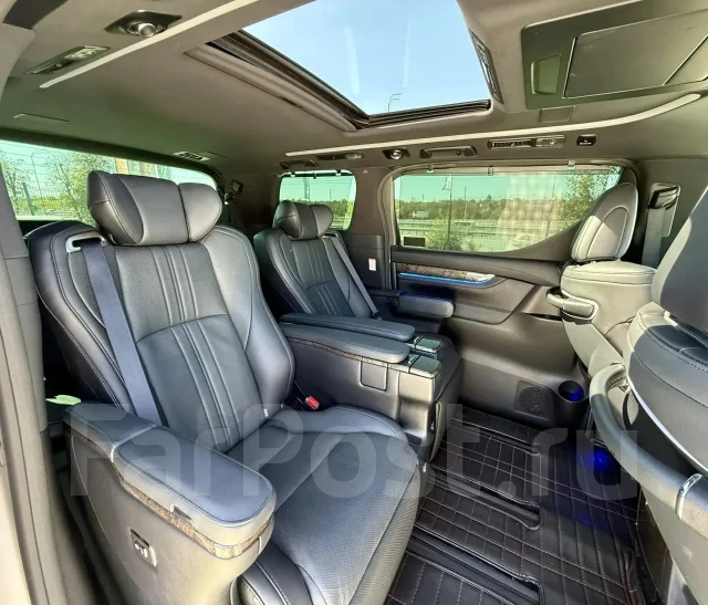 Toyota Alphard. �������, 4wd, 2.5 (152��.�.), ������, 84 000����. �� ����