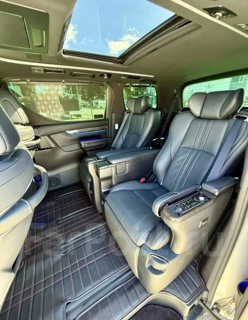 Toyota Alphard. �������, 4wd, 2.5 (152��.�.), ������, 84 000����. �� ����