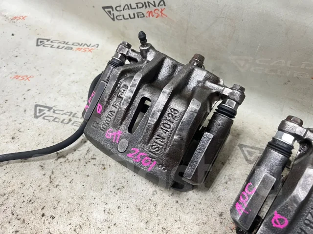 �������� �������� ���� Caldina ST215 3S-GTE 47730-21010 ����