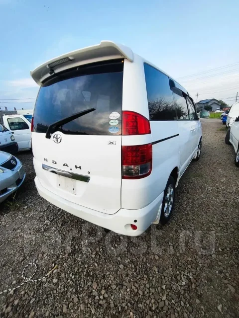 Toyota Noah. AZR65, 1AZFSE ����