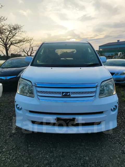Toyota Noah. AZR65, 1AZFSE ����