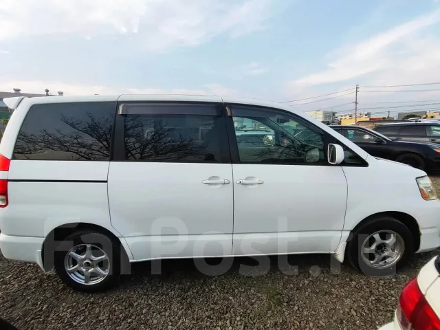 Toyota Noah. AZR65, 1AZFSE ����