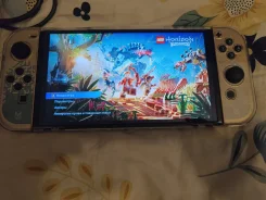 Nintendo Switch OLED ����