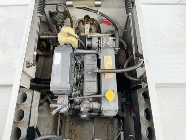 Yamaha UF-27. ����� 8,5��., 74��.�., ������. ��� ����� �� ������������ ����