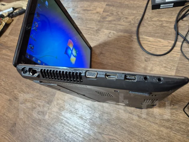 Acer. 15.6", 2,4����, ��� 4 ��, ���� 160���, WiFi: 1, Bluetooth: 1, ����������� �� 3��. ����