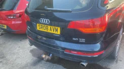 ������ ��������� Audi Q7 4L 4L0827023 ����