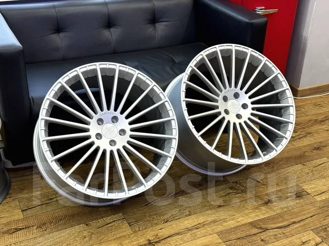 Hamann. 10.0/11.0x22", 5x112, ET32/35, �� 66,6���. ����