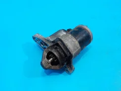 ������� ��������� Nissan Juke (F15) 2011-2019 233001KA1C ����