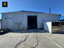 ���� � ������ ����� ����� / ���������������� ��������� �� ���������. 500��&sup2;, ����� ��������� 13, �-� ���������������, 1 ���� ����