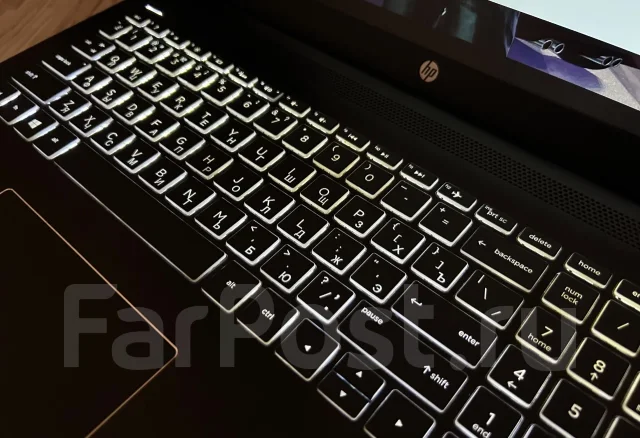 HP Pavilion Gaming. 15.6", 3,5����, ��� 8 ��, ���� 512���, WiFi: 1, Bluetooth: 1, ����������� �� 4��. ����