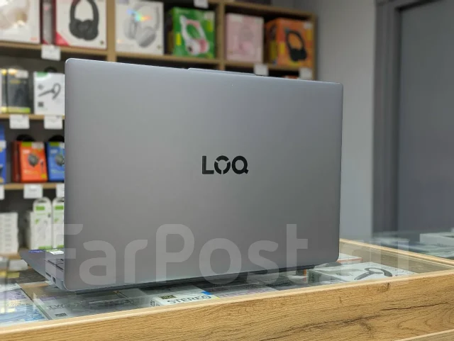 Lenovo LOQ 15IAX9E. 15.6", 2,4����, ��� 16 ��, ���� 500���, WiFi: 1, Bluetooth: 1, ����������� �� 30��. ����