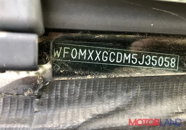 ������� Ford C-Max 2002-2010 21463525 4M5T11000AA ����
