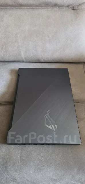 Asus ROG Strix Scar II. 17.3", 4,1����, ��� 16 ��, ���� 1 500���, WiFi: 1, Bluetooth: 1, ����������� �� 4��. ����