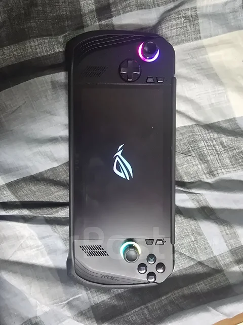 Asus ROG Ally X ����