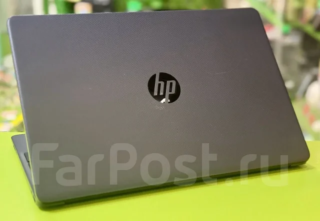 HP 15. 15.6", 2,4����, ��� 8 ��, ���� 256���, WiFi: 1, Bluetooth: 1, ����������� �� 3��. ����