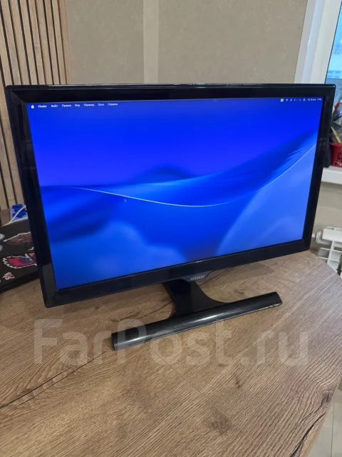 Samsung. 22", ���������� �� (LCD, LED, QLED) ����