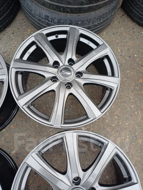Racing Direction. 7.0x17", 5x114.3, ET48, �� 67,1���. ����