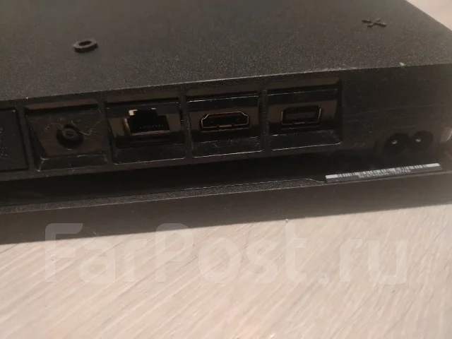 Sony PlayStation 4 Slim ����