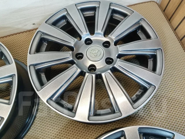 Replay V6. 7.0x17", 5x108, 5x114.3, ET45, �� 60,1���. ����