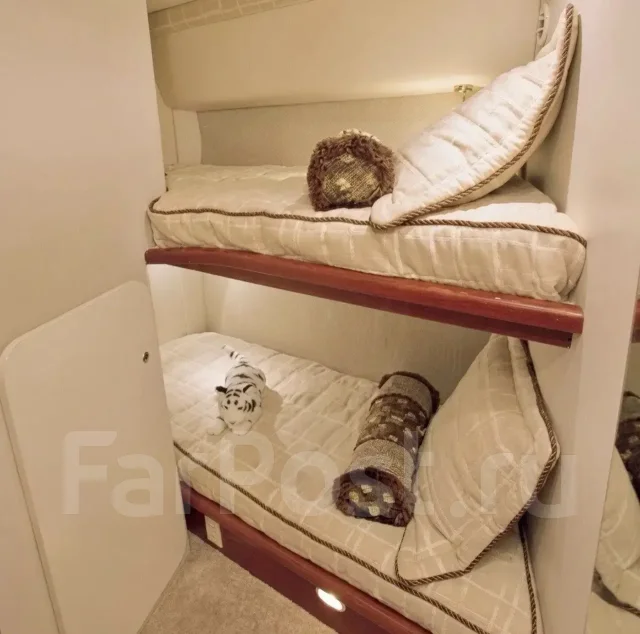 Silverton. 2011 ���, ����� 11,46��., ��������� ������������, 630��.�., ������. ��� ����� �� ������������ ����