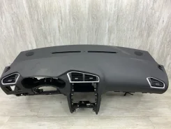 ������� Citroen DS4 2012 826013 ������� DV6C 10JBEL 826013 ����
