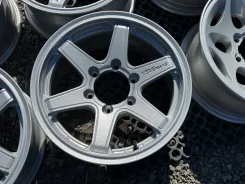 Blows. 7.0x16", 6x139.7, ET26, �� 110,1���. ����