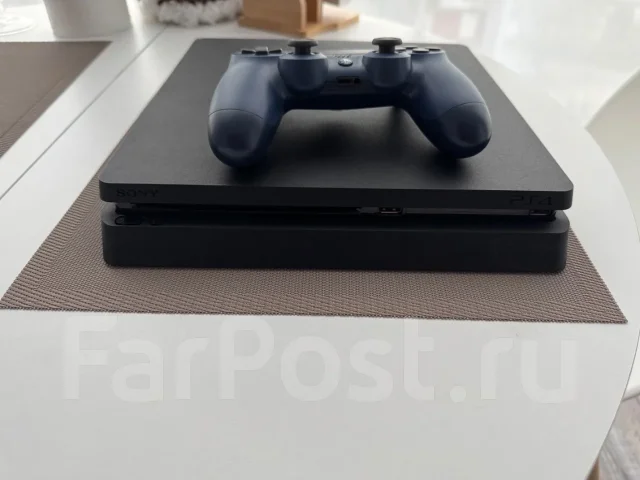 Sony PlayStation 4 Slim ����