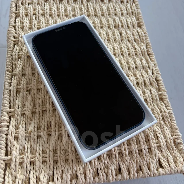 Apple iPhone 12. �/�, 128 ��, ����� ����
