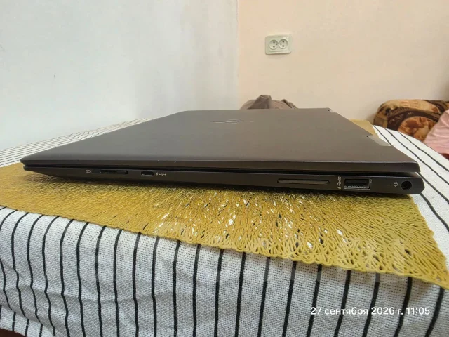 HP Envy x360. 15.6", 3����, ��� 8 ��, ���� 240���, WiFi: 1, Bluetooth: 1 ����