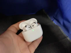 Apple AirPods 4 ANC ����