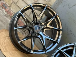 RAYS Versus VV21S. 8.5x19", 5x114.3, ET36 ����